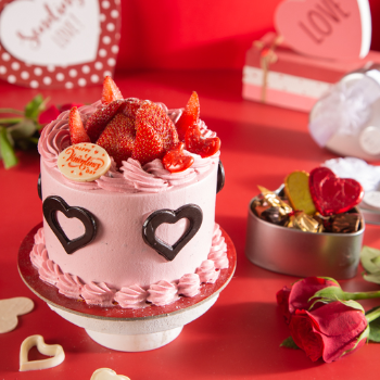 Valentine Strawberry Cake 350gms