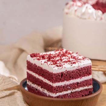 Red Velvet W Cheese Frosting Pastry