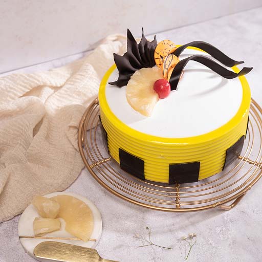 Pineapple cake | Pineapple cake, Cake, Wilton 1m tip